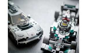 76909 | LEGO® Speed Champions Mercedes-AMG F1 W12 E Performance & Mercedes-AMG Project One