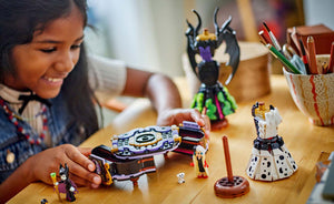 43262 | LEGO® | Disney™ Maleficent's and Cruella De Vil's Dresses