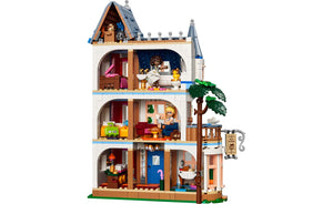 42638 | LEGO® Friends Castle Bed and Breakfast