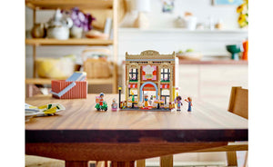 42655 | LEGO® Friends Restaurant and Cooking School