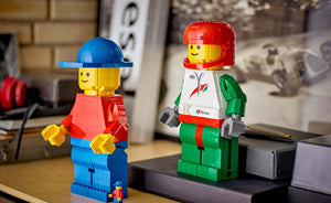 40819 | LEGO® Iconic Scaled-Up Racing Driver Minifigure