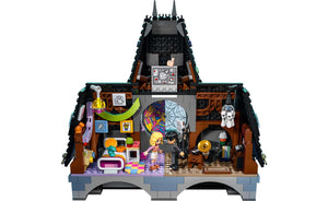 76781 | LEGO® Wednesday & Enid's Dorm Room