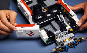 10274 | LEGO® ICONS™ Ghostbusters ECTO-1