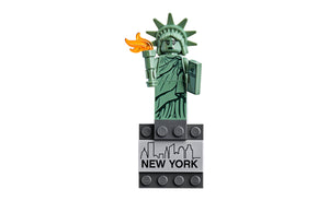 854031 | LEGO® Iconic Statue of Liberty Magnet