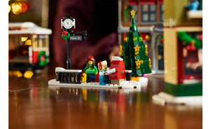 10308 | LEGO® ICONS™ Christmas High Street