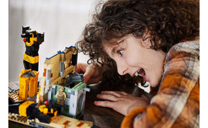 77013 | LEGO® Indiana Jones™ Escape from the Lost Tomb