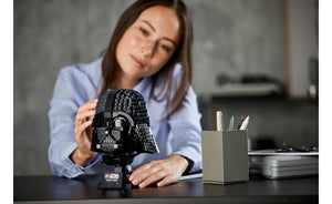 75304 | LEGO® Star Wars™ Darth Vader Helmet